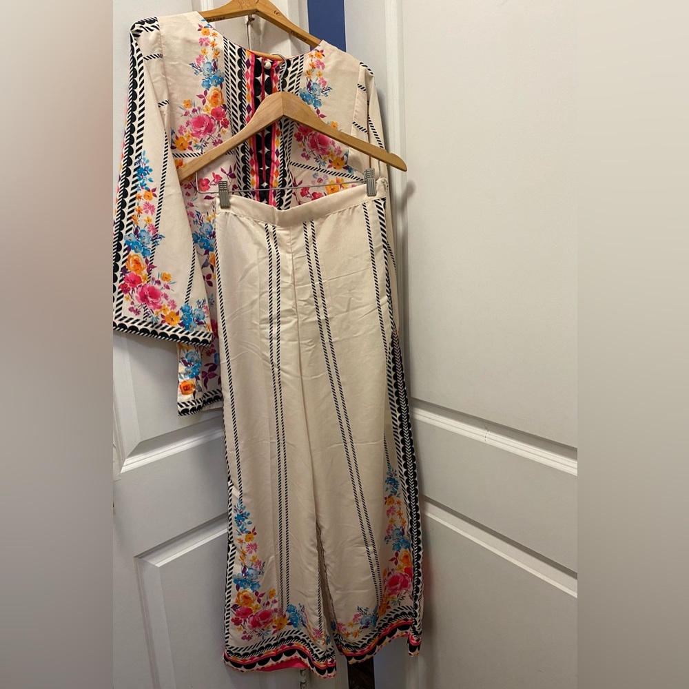 Ellena 2pc Chic Floral Wide Leg Jumpsuit - Picture 3 of 11